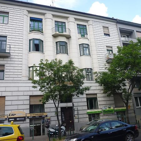 Retro Apartment Budapest Exteriör bild